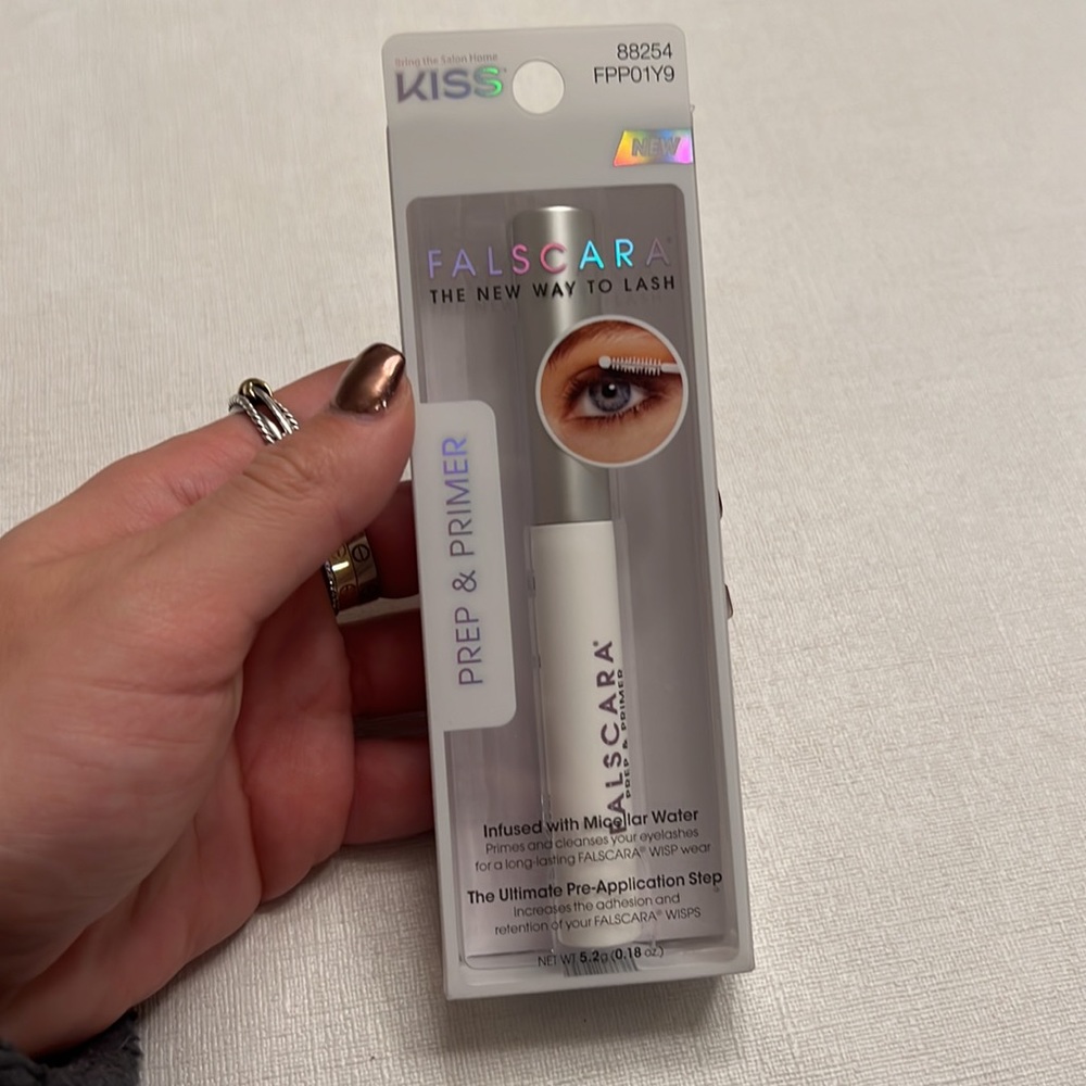 Kiss Falscara Prep & Primer